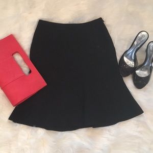 Ann Taylor Loft knee length trumpet skirt